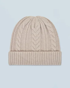 Berretto con Risvolto e Trecce